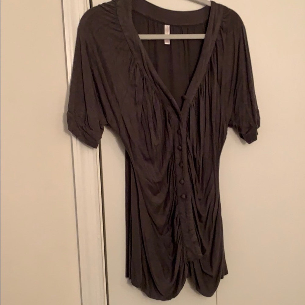 Gray short sleeve button down blouse